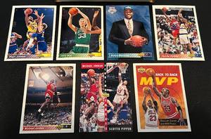 lot 97 image: 1992-93 Upper Deck Basketball Partial Set NBA Cards