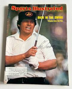 lot 38 image: Lee Trevino Signed 1974 Sports Illustrated Golf Magazine, Autograph