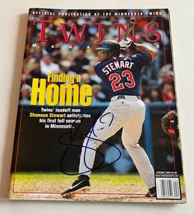 lot 124 image: Shannon Stewart Signed Minnesota Twins Baseball Magazine, Autograph