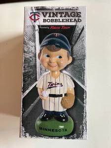lot 149 image: Vintage Minnesota Twins Bobblehead Stadium Giveaway Baseball