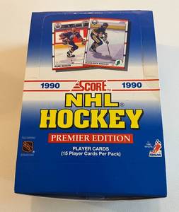 lot 159 image: 1990 Score Hockey Pack Box - Sealed Card Packs