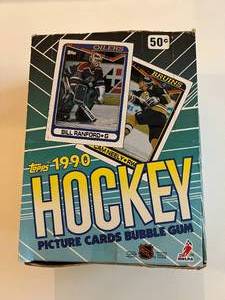 lot 162 image: 1990-91 Topps Hockey Pack Box - Sealed Cards
