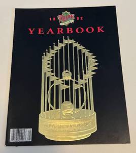 lot 265 image: Minnesota Twins Baseball 1998 Official Yearbook - World Series Champion Edition