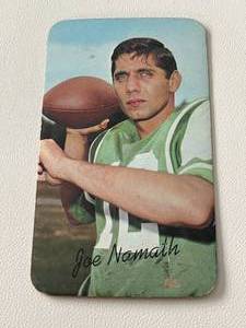 lot 39A image: Joe Namath 1970 Topps Super #33 Vintage Football Card