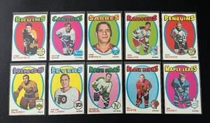 lot 239A image: 1971-72 Topps Hockey 10 Card Vintage Lot