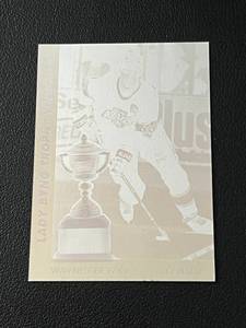 lot 242A image: Wayne Gretzky Holo 1991 Upper Deck Award Winners #AW6 Hockey Card