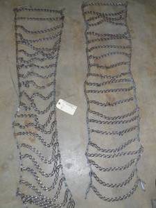 lot 8 image: John Deere Tire Chains  Fits 425 and Others