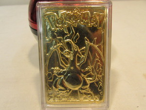 lot 4 image: Gold Pokemon