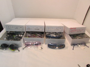 lot 18 image: Sun Glasses