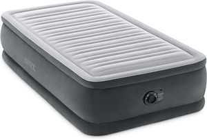 lot 121 image: Air Mattress