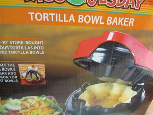 lot 131 image: Tortilla Bowl Maker