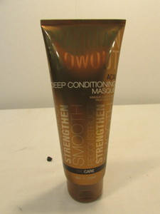 lot 171 image: Deep Cleaning Masque