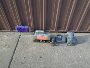 lot 114 image: Group of motors & gear reduction. As shown.