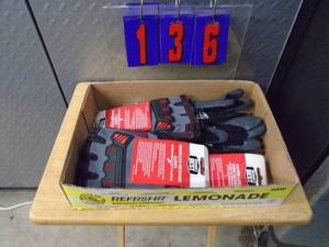 lot 136 image: Flat of quality trade show tools. As shown.