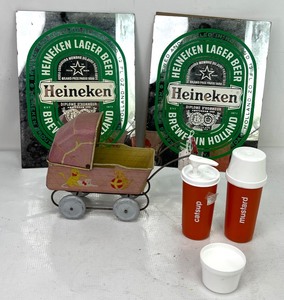lot 486 image: Heineken Signs-Tupperware