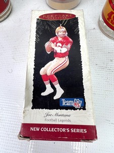 lot 485 image: 49ERS NFL Collectibles and Die Cast Snap-on Truck