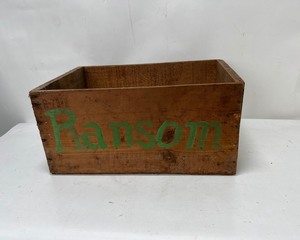 lot 1095 image: Wooden Box