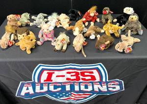 lot 285 image: Beanie Babies