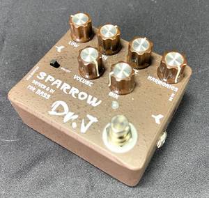 lot 291 image: Dr. J Sparrow Bass Driver and Drive Effect Pedal