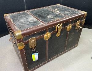 lot 297 image: Antique Trunk with Old Fabric and A Seed Sack