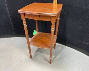 lot 309 image: Vintage  Antique Unique End Table