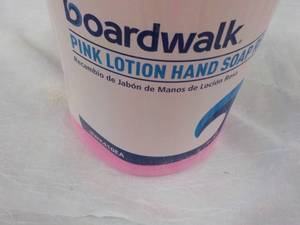 lot 39 image: Boardwalk 1 Gallon Pink Lotion Hand Soap