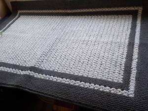 lot 65 image: Mohawk New Generation Accent Rug 30 x 45- machine washable metal night vaporous marble