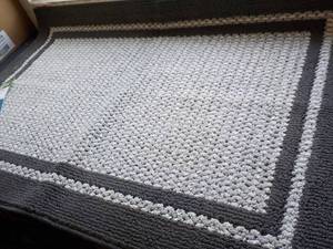 lot 66 image: Mohawk New Generation Accent Rug 30 x 45- machine washable metal night vaporous marble