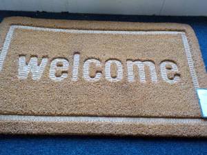 lot 71 image: Threshold Welcome Door Mat 18 x 30