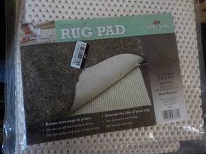lot 81 image: Mohawk 2 ft x 8 ft Rug Pad