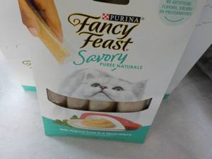 lot 104 image: 30 ct Purina Fancy Feast Savory Cat Treats Natural Tuna in a Demi Glaze best date 082023 Retail $90 total