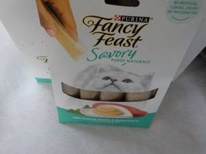 lot 106 image: 30 ct Purina Fancy Feast Savory Cat Treats Natural Tuna in a Demi Glaze best date 082023 Retail $90 total