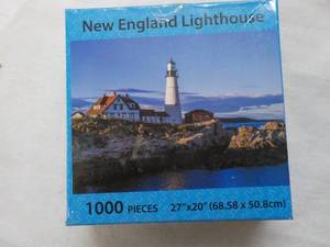 lot 165 image: New England Light House 1000 pc Puzzle