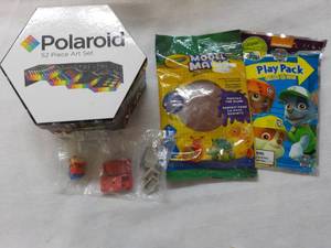 lot 168 image: Polaroid 52 pc Art Set and more
