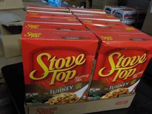 lot 193 image: 12 Pack Stove Top Turkey Stuffing Mix best date 122024