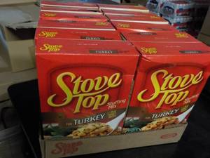 lot 194 image: 12 Pack Stove Top Turkey Stuffing Mix best date 122024