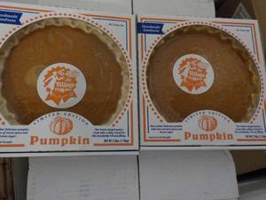 lot 327 image: K 2 The Village Pie Maker Frozen Pumpkin Pies- thaw and bake