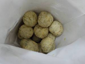 lot 341 image: E 4 Frozen Pkgs Garlic Butter Balls...