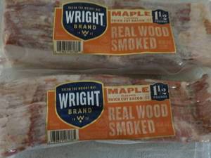 lot 386 image: G 2 x 24 oz Frozen Maple Real Wood Smoked Bacon