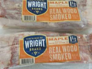 lot 388 image: G 2 x 24 oz Frozen Maple Real Wood Smoked Bacon