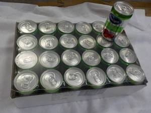 lot 421 image: 24 x 7.2 oz cans Ocean Spray Apple Juice best date 092023