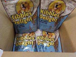 lot 454 image: 10 x 14 oz Bags Kibbles Delight Dog Food
