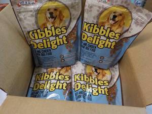 lot 455 image: 10 x 14 oz Bags Kibbles Delight Dog Food