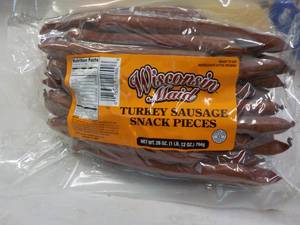 lot 464 image: 28 oz Bag Wisconsin Maid Turkey Sausage Snack Bites