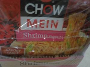 lot 466 image: 8 Chow Mean Shrimp Flavor Meals best date 082023