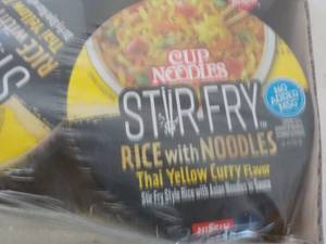 lot 471 image: 6 Cup Noodles Stir Fry Meals best date 01262024