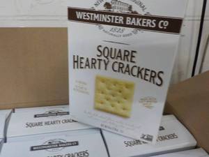 lot 482 image: 12 x 6 oz Westminster Bakers Co Square Hearty Crackers best date 122023