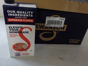 lot 488 image: 12 - 32 oz Swanson Beef Stock best date 11182023