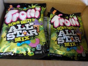 lot 496 image: 8 x 6.3 oz Trolli Sour Bites All Star Bix