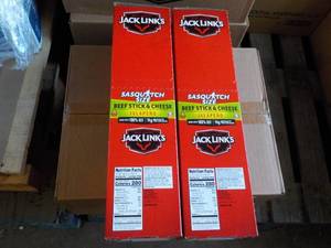 lot 534 image: 2 Boxes 12 each Jack Links Sasquatch Size Beef Stick and Cheese Jalapenos